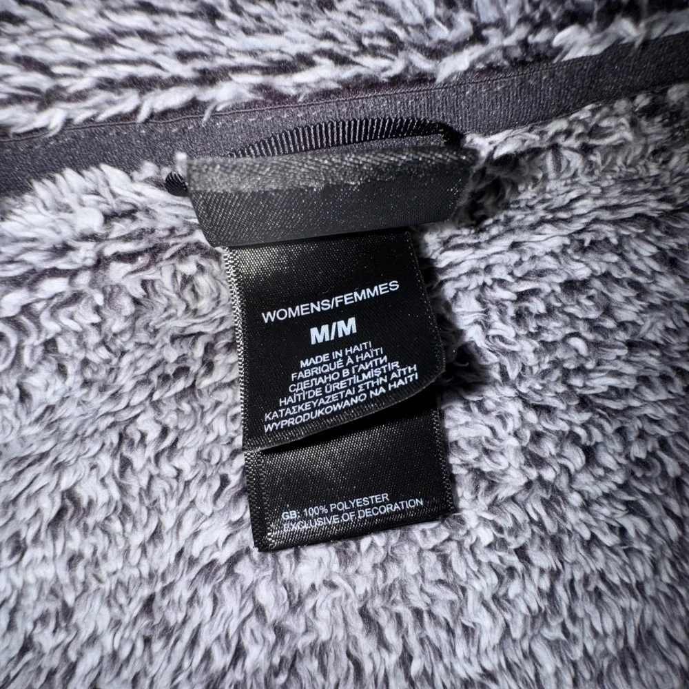 The North Face Jacket Women's Med Osito Fleece Black White  Soft Fuzzy High Pile